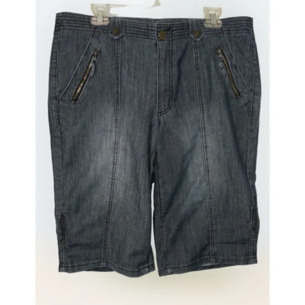 Stitch Fix One 5 One Blue Denim Bermudas Knee Length Mid Rise Shorts Size 14